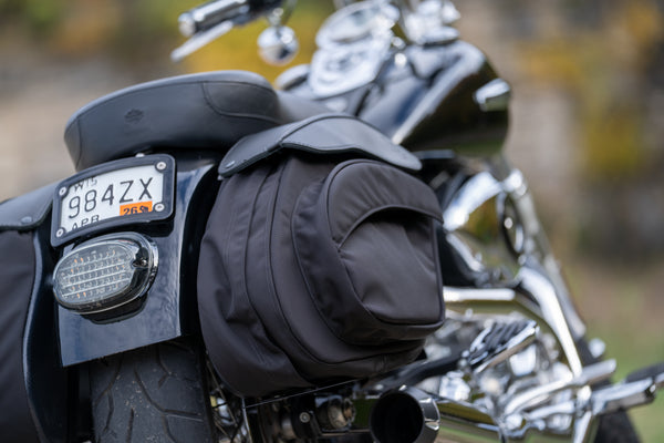 Retro Series V4 Dyna Saddlebags